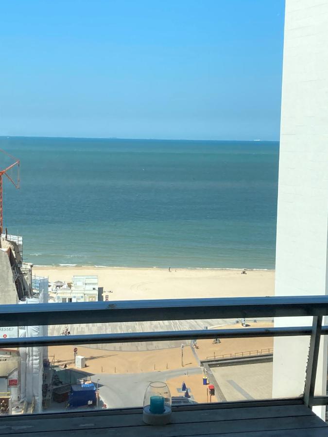 Tiny Apt W/ Balcony And Seaview, Even Out Of Your Bed ! Ostend Exterior photo