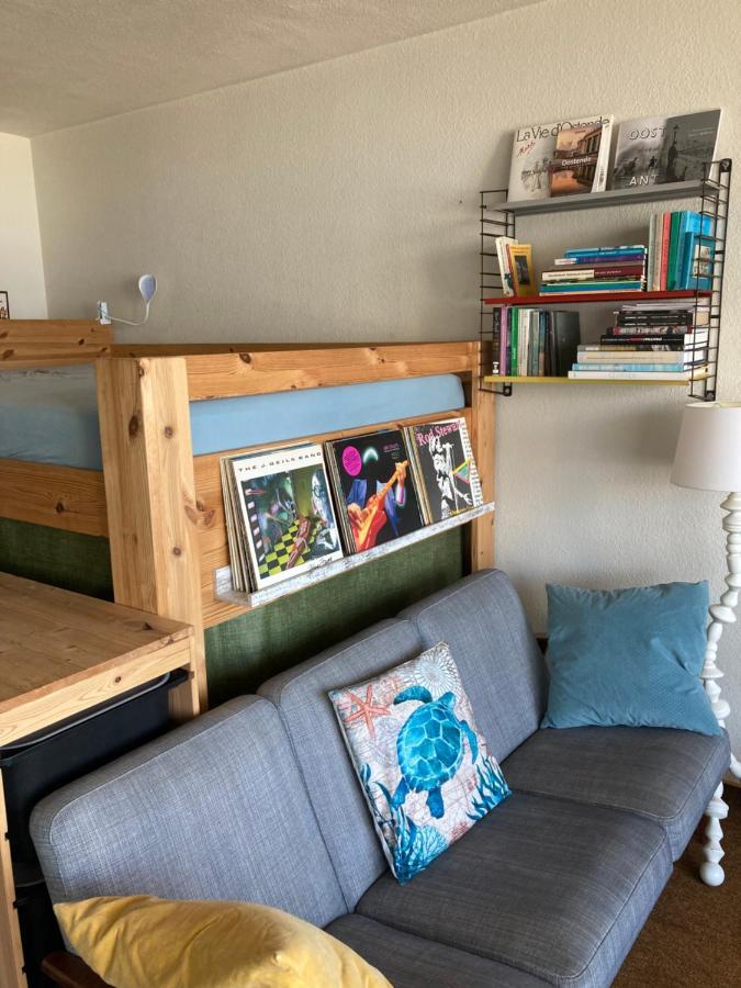 Tiny Apt W/ Balcony And Seaview, Even Out Of Your Bed ! Ostend Exterior photo