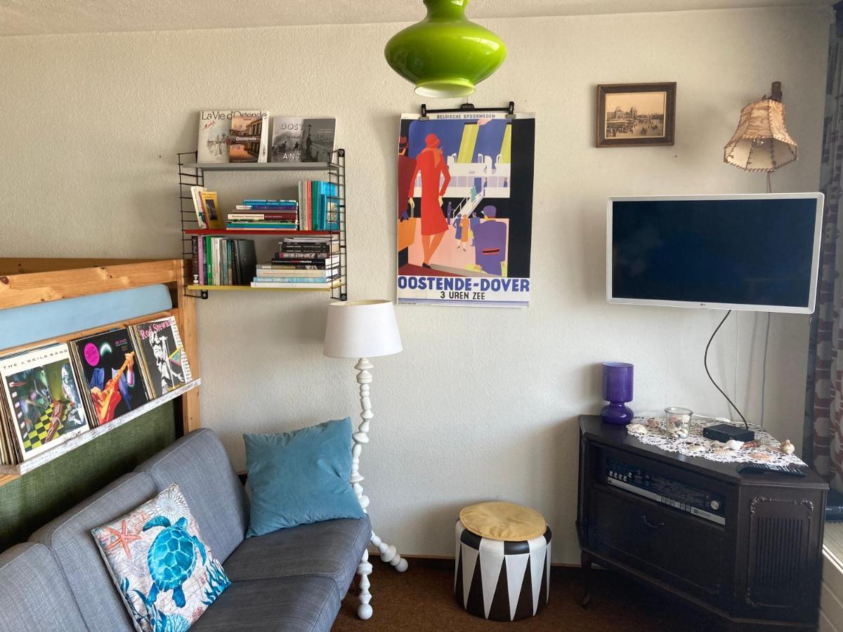 Tiny Apt W/ Balcony And Seaview, Even Out Of Your Bed ! Ostend Exterior photo