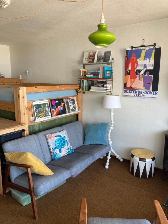 Tiny Apt W/ Balcony And Seaview, Even Out Of Your Bed ! Ostend Exterior photo